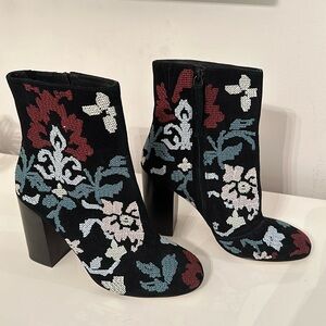 NEVER WORN Rebecca Minkoff embroidered booties